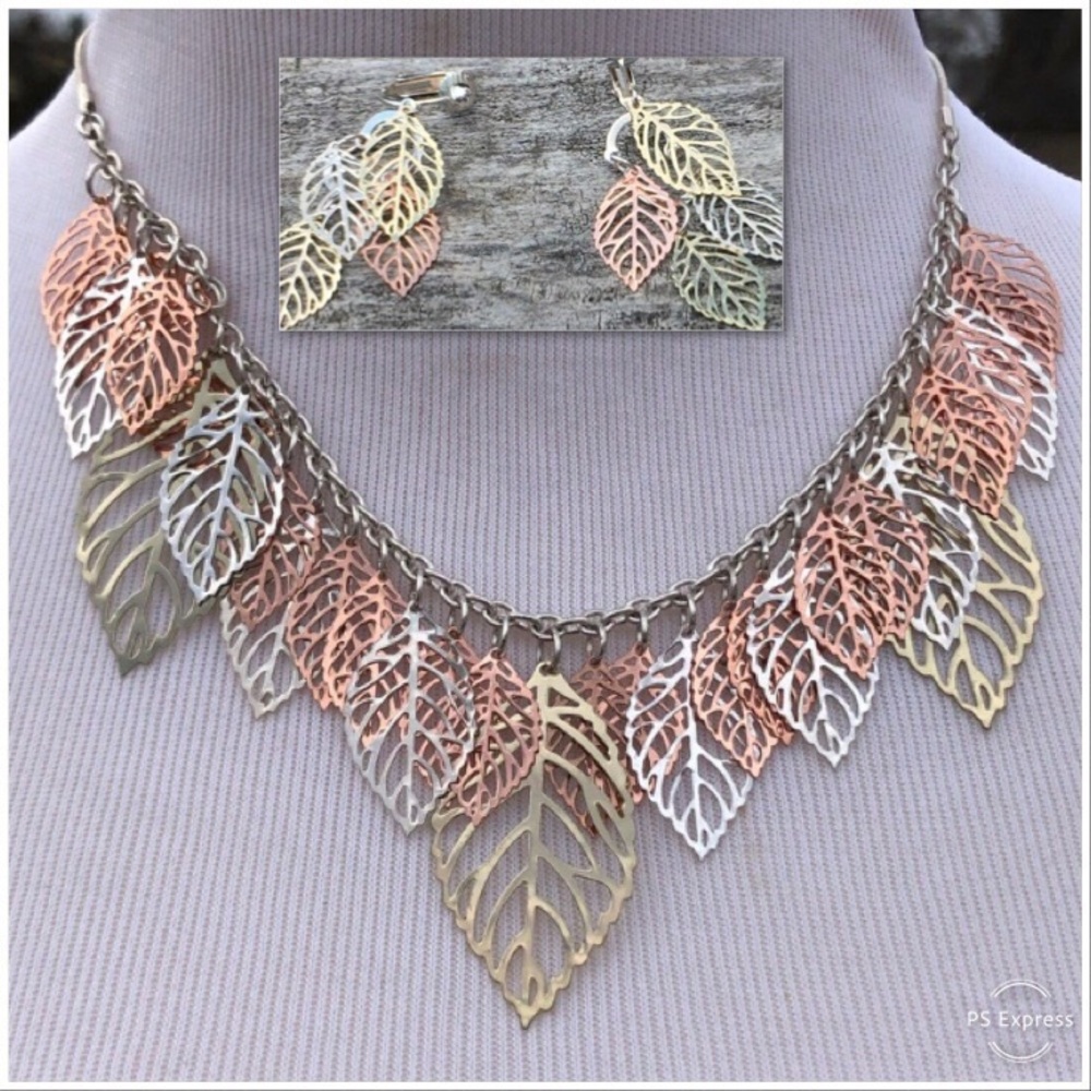 - Vintage Tri-Color Leaf Necklace/Earring Set! EUC!